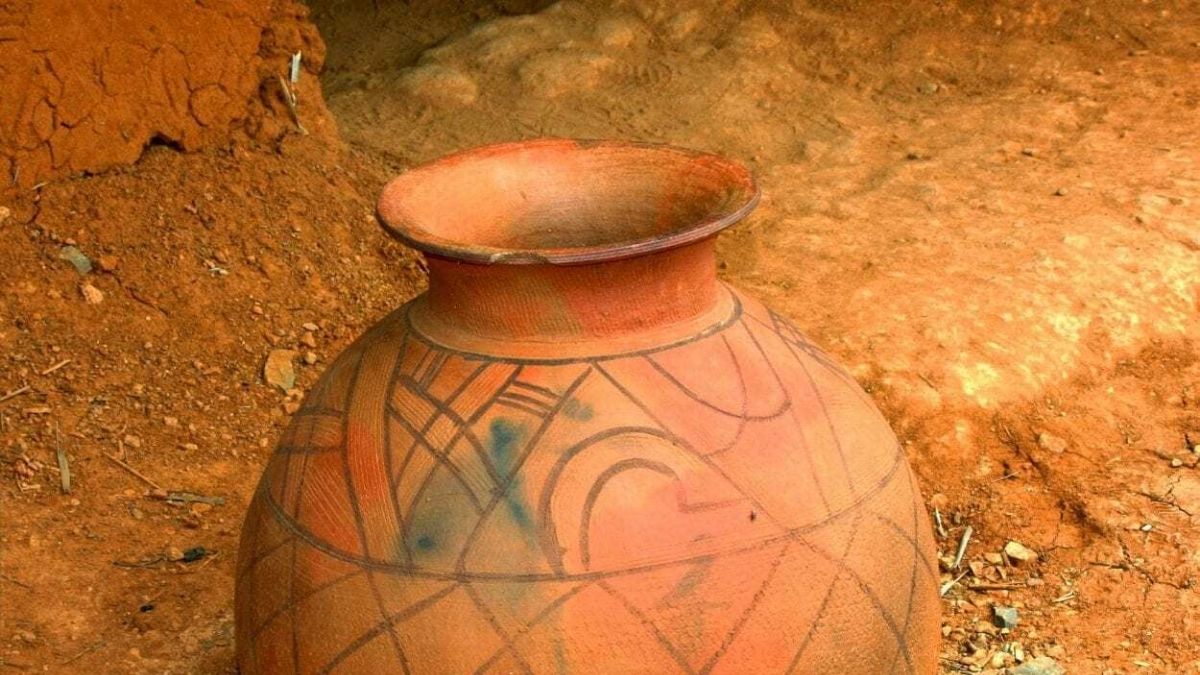 Ancient Pot Discovered