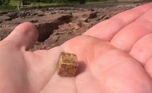 Ancient Roman die unearthed in first of its kind discovery during fort dig