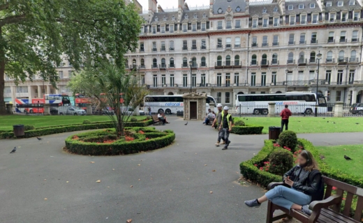 Affluent square in central London outside Queen Elizabeth's favourite hotel overrun by 'aggressive' rough sleepers leaving locals and tourists terrified