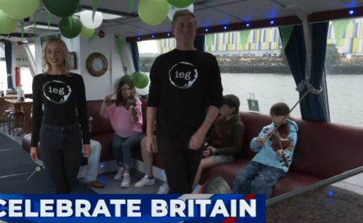 Dougie Beattie celebrates Irish culture in the UK with traditional band and dance performance