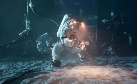 Nasa scientists dive underwater in preparation for next Artemis moon landing