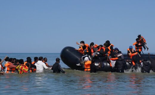 More Britons believe migration is 'mostly bad' after small boats crisis, reveals poll