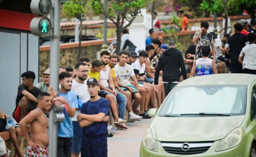 People smugglers traffic migrants OUT of Britain and into Spain