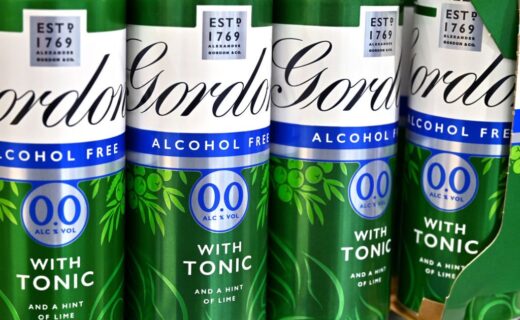 Man calls 999 demanding Tesco refund for alcohol-free gin as police release bizarre audio