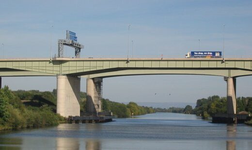 Iconic UK bridge set to undergo major repairs as 180,000 drivers face 40mph speed limit daily