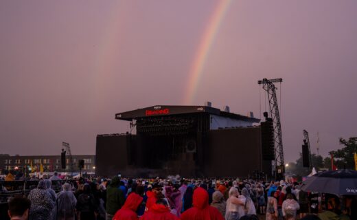 UK weather: UK's biggest music festivals battered by rain as Met Office issues yellow thunderstorm warnings