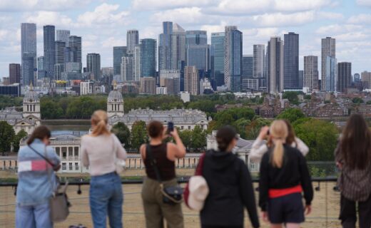 UK weather: Britain could see temperatures reach 28C today as summer-like warmth returns