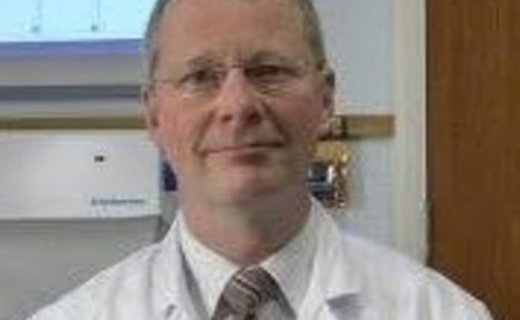 Doctor struck off after telling young girl to remove her face mask