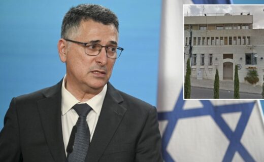 Israel closes UK consulate and bans 12 British officials amid Andy Burnham sanctions row