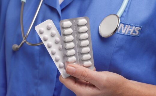NHS doctors prescribing drugs linked to dementia without warning patients of risk